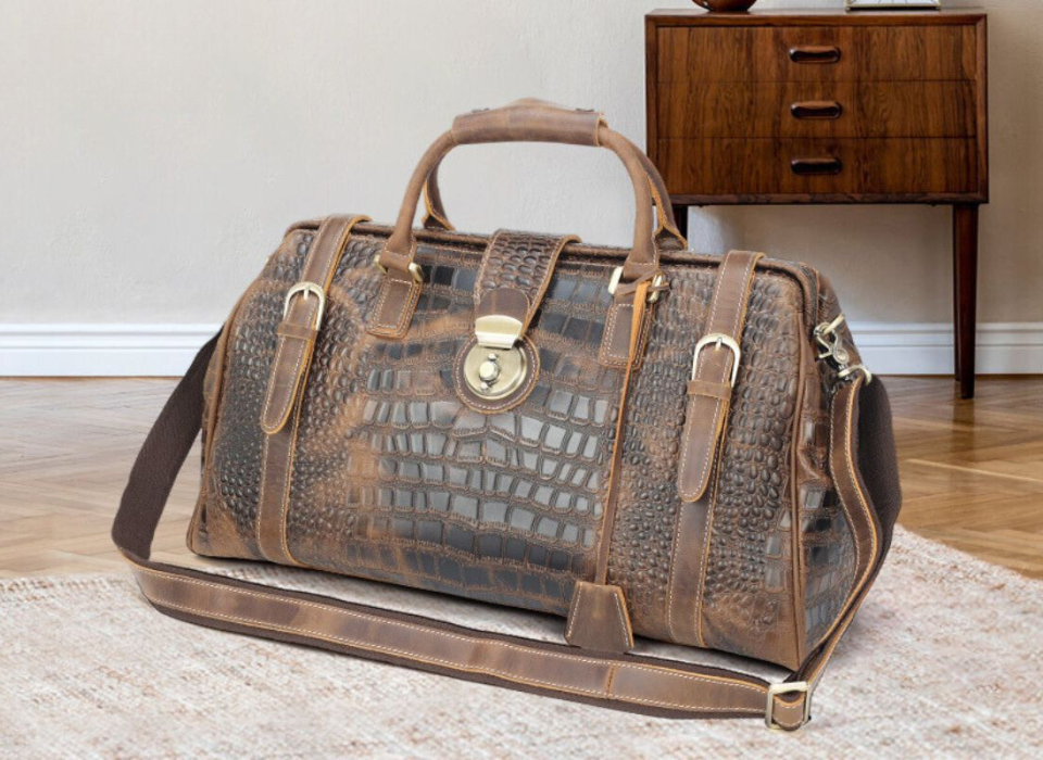 buy leather travelling bag online