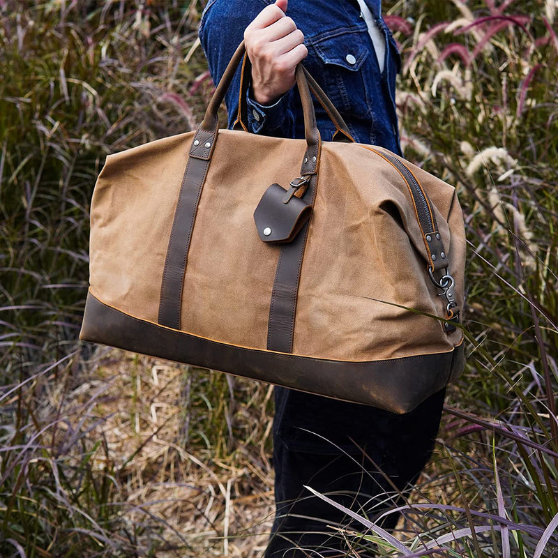 Rugged Waxed Canvas Duffel Bag - Your reliable partner for travel adventures.