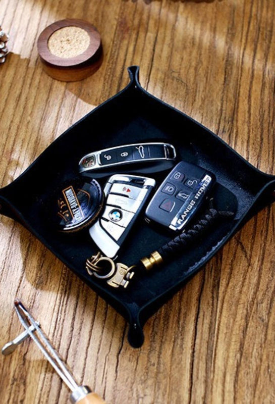 leather items online