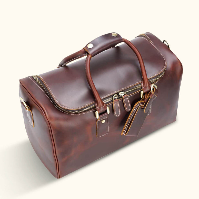 Unveil the Ultimate Travel Companion: The Best Men's Travel Shoulder Bag, Where Style Meets Convenience.