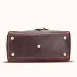 Travel with Ease and Style: Men's Travel Bag with Shoulder Strap for Effortless Journeys.