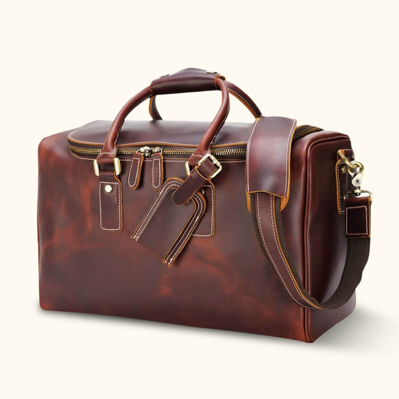 Effortlessly Travel in Style with a Men's Travel Shoulder Bag: Combining Fashion and Functionality.