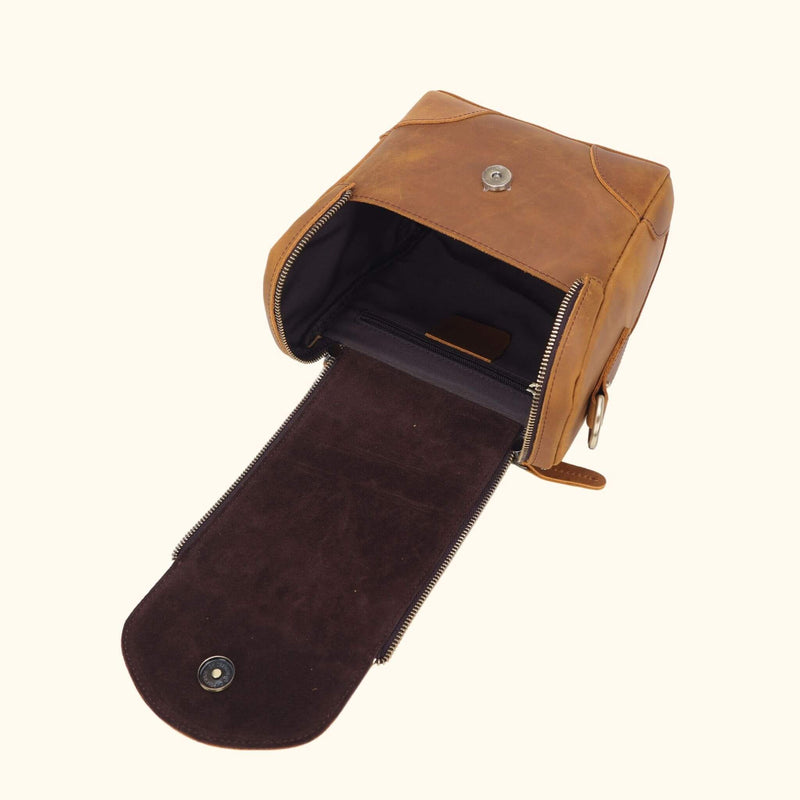 The Snapshot – Vintage Leather Camera Bag